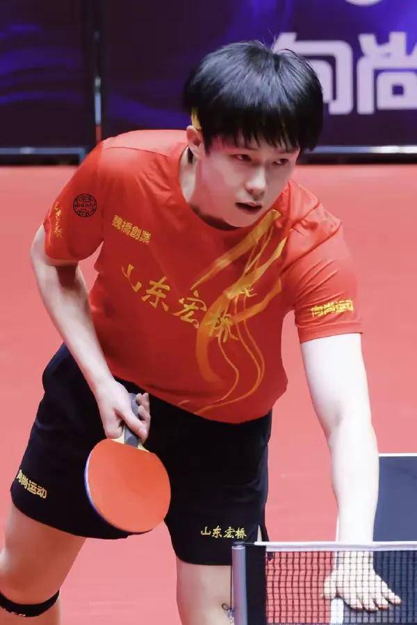  穆古鲁扎在SKT比赛中出色防守，持续失利引发热议！