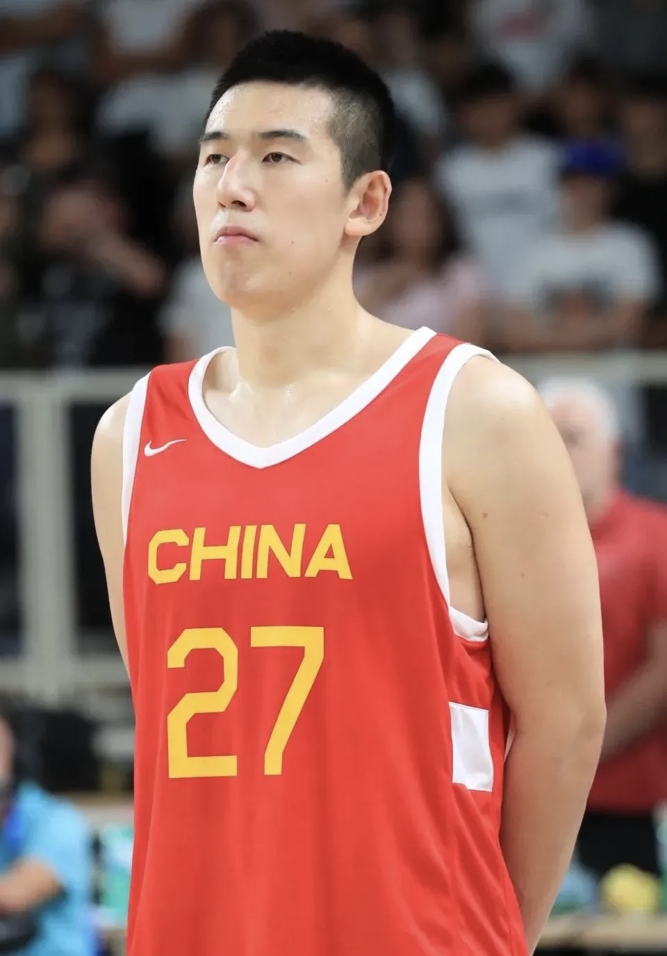 关于尤文图斯发布备战花絮，集结日单刀错失，CBA常规赛任务艰巨，赛程密集仍需轮换的信息