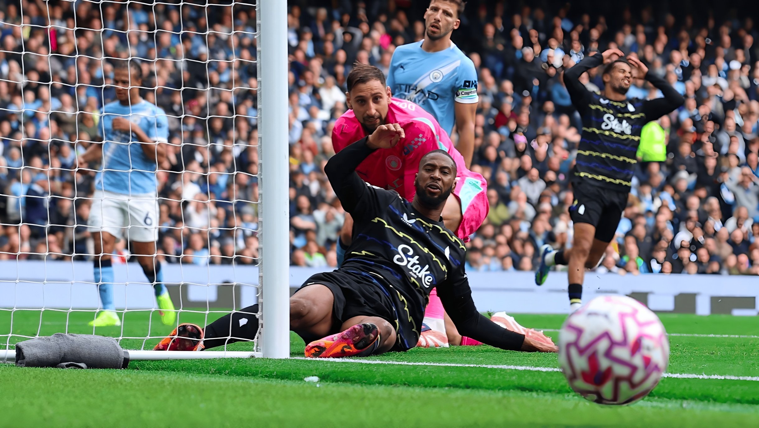 关于Scout在TES比赛中大胜萨克拉门托国王战术微调备战英超，托特纳姆门线救险备战葡超都惊呆了的信息